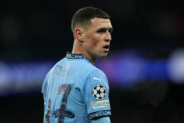 UEFA Champions League Manchester City v Feyenoord Phil Foden of Manchester City looks on during the UEFA Champions League match Manchester City vs Feyenoord at Etihad Stadium, Manchester, United Kingdom, 26th November 2024 (Photo by Mark Cosgrove News Images) Manchester Etihad Stadium Manchester United, ManU Kingdom Copyright: xMarkxCosgrove NewsxImagesx