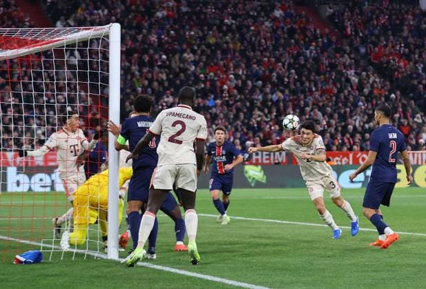 Kim Min-Jae of Bayern Munich scores the opening goal Bayern Munich v Paris Saint-Germain, UEFA Champions League, Group Stage, Football, Allianz Arena, Munich, Germany - 26 Nov 2024 EDITORIAL USE ONLY No use with unauthorised audio, video, data, fixture lists, club league logos or live services. Online in-match use limited to 120 images, no video emulation. No use in betting, games or single club league player publications.  Copyright: xMichaelxZemanek Shutterstockx 14940166p