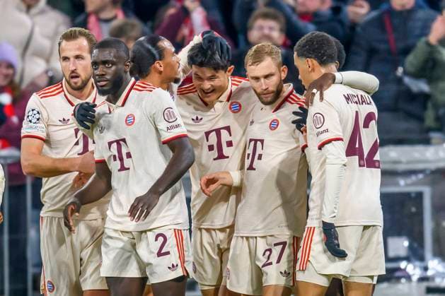 GER, UEFA CL, FC Bayern Muenchen (GER) vs Paris Saint-Germain (FRA) 26.11.2024, Allianz Arena, Muenchen, GER, UEFA CL, FC Bayern Muenchen (GER) vs Paris Saint-Germain (FRA) , UEFA regulations prohibit any use of photographs as image sequences and or quasi-video, im Bild Jubel nach dem Tor zum 1-0 durch Min-jae Kim (FCB 3) mit Harry Kane (FCB 9) Dayot Upamecano (FCB 2) Konrad Laimer (FCB 27) Jamal Musiala (FCB 42) Leroy SanŽ Sane (FCB 10)