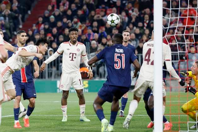 Bild v.l.: Min-jae Kim (FC Bayern Muenchen, 3), Goal scored, erzielt das Tor zum 1:0, celebrate the goal 26.11.2024, Fussball, UEFA Champions League, Bayern Muenchen - Paris St. Germain, GER, Muenchen, Allianz Arena, DFL REGULATIONS PROHIBIT ANY USE OF PHOTOGRAPHS AS IMAGE SEQUENCES AND OR QUASI-VIDEO. Copyright: HMBxMedia xHeikoxBecker