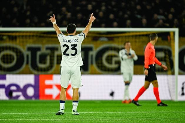 26 11 2024, Bern, Stadion Wankdorf, UEFA Champions League: Young Boys - Atalanta, 23 Sead Kolasinac (Atalanta) celebrates goal Bern Stadion Wankdorf Bern Switzerland Copyright: xJustPictures.ch KjetilxWaberx jp-en-KjWa-SF_241126_91297