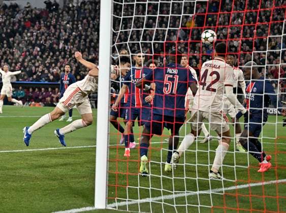 26.11.2024, Fussball UEFA Championsleague 2024 2025: 5.Spieltag, FC Bayern München - Paris St. Germain, in der Allianz-Arena München. Minjae Kim (Bayern München) trifft zum 1:0