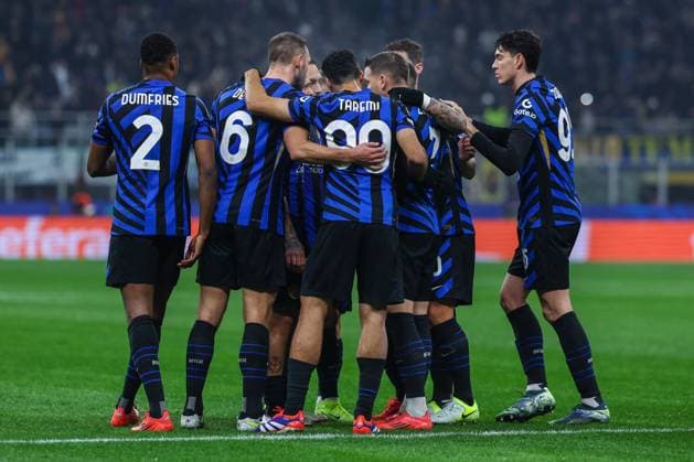 CALCIO - UEFA Champions League - Inter - FC Internazionale vs RB Leipzig FC Internazionale players celebrate after a goal during UEFA Champions League 2024 25 League Phase - Matchday5 football match between FC Internazionale and RB Leipzig at San Siro Stadium Milan Italy  Copyright: xIPAxSport ABACAx