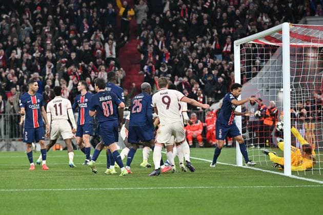 26.11.2024, xjrdrx, Fussball UEFA Champions League, FC Bayern Muenchen - Paris St.Germain emspor, v.l. Min-jae Kim (FC Bayern Muenchen) erzielt das Tor zum scores the goal 1:0 (DFL DFB REGULATIONS PROHIBIT ANY USE OF PHOTOGRAPHS as IMAGE SEQUENCES and or QUASI-VIDEO) Muenchen