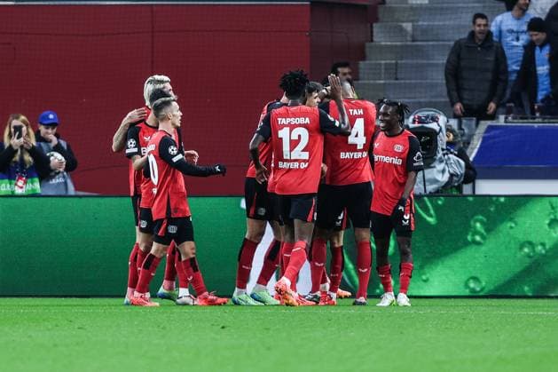 Fussball, UEFA Champions League Saison 2024 2025 Ligaphase 5.Spieltag Bayer 04 Leverkusen - FC Salzburg 26.11.2024, BayArena Torjubel Bayer 04 Leverkusen nach dem Tor zum 3-0 durch Florian Wirtz (Bayer 04 Leverkusen, 10) die Spieler freuen sich Leverkusen BayArena Nordrhein-Westfahlen Deutschland