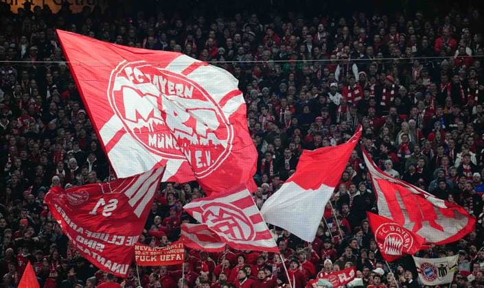 November 26 2024: Bayern Munich fans during a Champions League Matchday 5 game, FC Bayern Munich versus Paris Saint-Germain, at Allianz Areana, Munich, Germany. CSM Munich Germany - ZUMAc04_ 20241126_zma_c04_024 Copyright: xUlrikxPedersenx