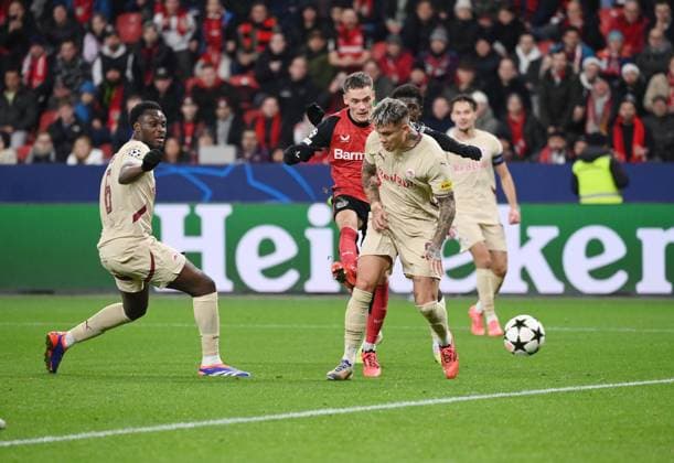 Florian Wirtz (Bayer 04 Leverkusen) erzielt das Tor zum 3:0 26.11.2024, Fussball UEFA Champions League 2024 25, 5. Spieltag Bayer 04 Leverkusen - RB Salzburg Leverkusen BayArena Nordrhein Westfalen Deutschland