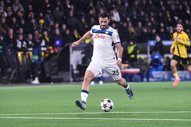 BERN, SWITZERLAND - NOVEMBER 26: Sead Kolasinac of Atalanta scores his goal during the UEFA Champions League 2024 25 League Phase MD5 match between BSC Young Boys and Atalanta BC at Stadion Wankdorf on November 26, 2024 in Bern, Switzerland. Bern Stadion Wankdorf Bern Switzerland Copyright: xJustPictures.ch ManuelxWinterbergerx jp-en-EuSpIm-JP4_MAN_YB_Atalanta_26Nov2024_BE_01218