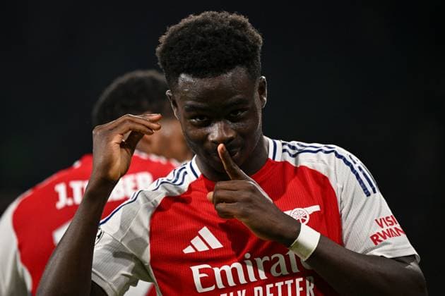 Sport Bilder des Tages Bukayo Saka of Arsenal celebrates scoring a goal for their side to make it 4-0 Sporting Lisbon v Arsenal, UEFA Champions League, Group Stage, Football, Estadio Jose Alvalade, Lisbon, Portugal - 26 Nov 2024 EDITORIAL USE ONLY No use with unauthorised audio, video, data, fixture lists, club league logos or live services. Online in-match use limited to 120 images, no video emulation. No use in betting, games or single club league player publications.  Copyright: xZedxJameson Shutterstockx 14940177dp