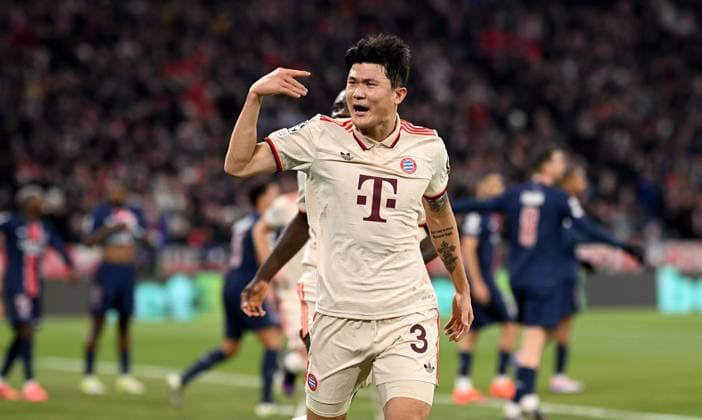 FUSSBALL CHAMPIONS LEAGUE SAISON 2024 2025 Vorrunde 5. Spieltag FC Bayern Muenchen - Paris Saint-Germain 26.11.2024 FC Bayern Muenchen Jubel nach dem Tor zum 1-0 durch den Torschuetzen Min-Jae Kim