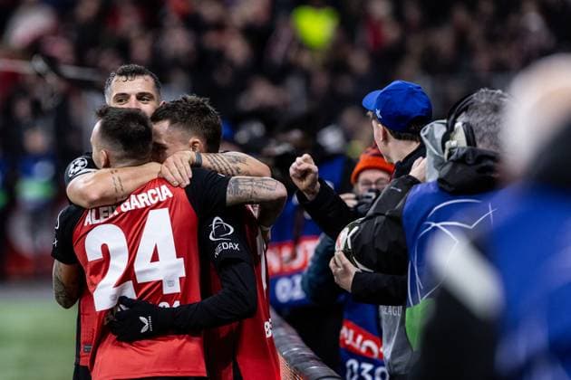 UEFA Champions League: Bayer 04 Leverkusen - FC Salzburg; 26.11.2024 Bayer 04 Leverkusen im Jubel, 5:0, Aleix Garcia (Bayer 04 Leverkusen, 24) UEFA Champions League: Bayer 04 Leverkusen - FC Salzburg; BayArena, Leverkusen; 26.11.2024 Copyright: xBEAUTIFULxSPORTS Buriakovx