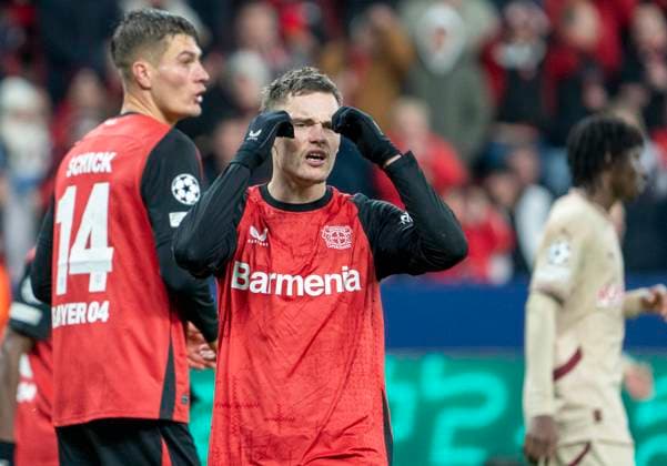 Florian Wirtz (Bayer 04 Leverkusen, 10) ist sauer über eine vergebener Chance. 26.11.2024, Fussball: Bayer 04 Leverkusen - FC Salzburg, UEFA Champions League, Saison 2024 2025, Spieltag 5 Copyright: HMBxMedia xMarcoxBader