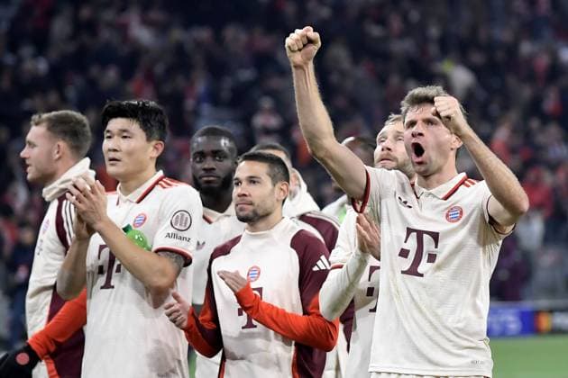 Sport Themen der Woche KW48 Sport Bilder des Tages 26.11.2024, xemx, Fussball UEFA Champions League, FC Bayern Muenchen - Paris St.Germain emspor, v.l. Jubel, Freude über den Sieg bei Bayern Min-jae Kim (FC Bayern Muenchen) Raphael Guerreiro (FC Bayern Muenchen) Thomas Mueller (FC Bayern Muenchen) (DFL DFB REGULATIONS PROHIBIT ANY USE OF PHOTOGRAPHS as IMAGE SEQUENCES and or QUASI-VIDEO) Muenchen *** 26 11 2024, xemx, Football UEFA Champions League, FC Bayern Muenchen Paris St Germain emspor, v l jubilation, joy about the victory at Bayern Min jae Kim FC Bayern Muenchen Raphael Guerreiro FC Bayern Muenchen Thomas Mueller FC Bayern Muenchen DFL DFB REGULATIONS PROHIBIT ANY USE OF PHOTOGRAPHS as IMAGE SEQUENCES and or QUASI VIDEO Muenchen