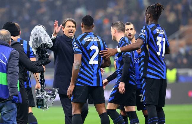 Inter Mailand - RB Leipzig Champions League Leipzig, 26.11.2024, Giuseppe-Meazza-Stadion, Fussball, UEFA Champions League, Spieltag 5 , RB Leipzig vs. FC Inter Mailand 1:0 (1:0) , Im Bild: Mailand jubelt nach dem Spiel. Trainer Simone Inzaghi (Inter Mailand). ,
