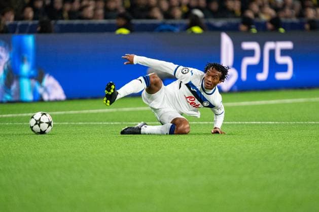 26 11 2024, Bern, Stadion Wankdorf, UEFA Champions League: Young Boys - Atalanta, 3 Emil Holm (Atalanta) Bern Stadion Wankdorf Bern Switzerland Copyright: xJustPictures.ch KjetilxWaberx jp-en-KjWa-SF_241126_91337