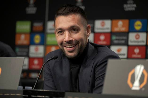 Europa League press conference, PK, Pressekonferenz Ajax Head Coach Francesco Farioli attends press conference ahead of Ajax s Europa League match against Real Sociedad. Donostia (Basque Country) November 27, 2024. (Gari Garaialde Bostok Photo) Donostia Gipuzkoa Spain Editorial Use Only  Copyright: xGarikoitzxGaraialdex xBostokxPhotox Bostok Photo GarixGaraialdex GG241127284