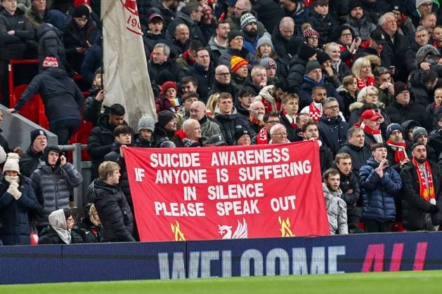 UEFA Champions League, League Phase MD5 Liverpool v Real Madrid Liverpool fans hold a suicide awareness flag prior to the UEFA Champions League, League Phase MD5 Liverpool v Real Madrid at Anfield, Liverpool, United Kingdom, 27th November 2024 (Photo by Mark Cosgrove News Images) Liverpool Anfield Merseyside United Kingdom Copyright: xMarkxCosgrove NewsxImagesx