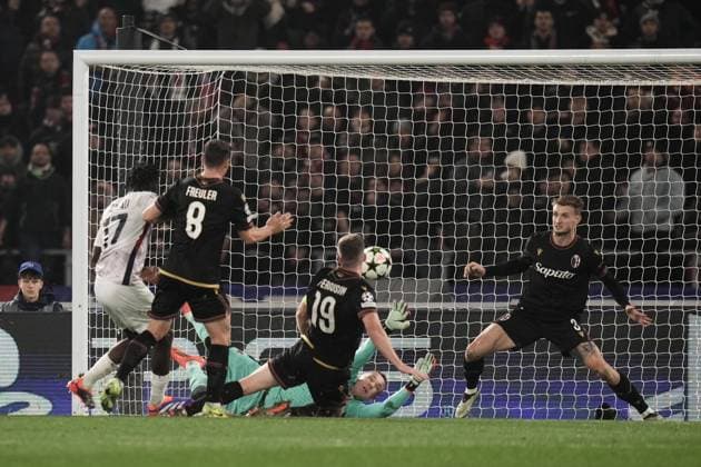 Lille s Ngal ayel Mukau goal 0-1 during the Uefa Champions League 2024 2025 soccer match between Bologna and Lille at Renato Dall Ara Stadium - Soccer - Bologna, Italy - Wednesday November 27, 2024  Copyright: xMassimoxPaolone LaPressex