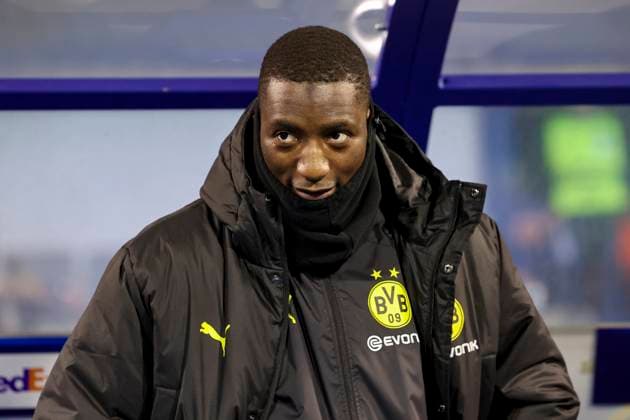 Serhou Guirassy (Borussia Dortmund) sitzt auf der Bank, UEFA Champions League 2024 25 League Phase MD5, GNK Dinamo v Borussia Dortmund, Stadion Maksimir am 27. November 2024 in Zagreb, Kroatien. (Foto von Marco Steinbrenner DeFodi Images) Serhou Guirassy (Borussia Dortmund) sits on the bench, UEFA Champions League 2024 25 League Phase MD5, GNK Dinamo v Borussia Dortmund, Stadion Maksimir, November 27, 2024 in Zagreb, Croatia. (Photo by Marco Steinbrenner DeFodi Images) Defodi-700_zagreb_bvb_20241127_063