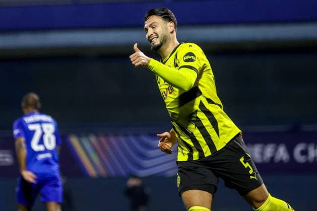 GNK Dinamo v Borussia Dortmund - UEFA Champions League 2024 25 League Phase MD5 Ramy Bensebaini of Borussia Dortmund reacts during the UEFA Champions League 2024 25 League Phase MD5 match between GNK Dinamo Zagreb and Borussia Dortmund at Maksimir stadium on November 27, 2024 in Zagreb, Croatia.  LukaxStanzl PIXSELL