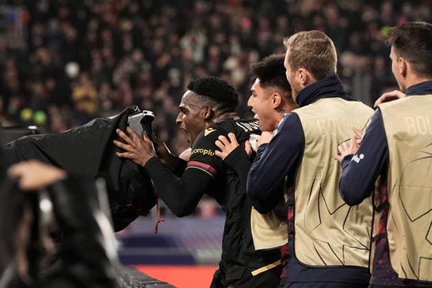 Sport Themen der Woche KW48 Sport Bilder des Tages Bologna s Jhon Lucumi celebrates after scoring the 1-1 goal for his team during the Uefa Champions League 2024 2025 soccer match between Bologna and Lille at Renato Dall Ara Stadium - Soccer - Bologna, Italy - Wednesday November 27, 2024  Copyright: xMassimoxPaolone LaPressex