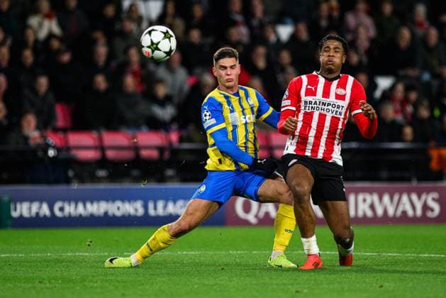 EINDHOVEN, NETHERLAND - 27 NOVEMBER, 2024: The UEFA Champions League football match between PSV - FC Shakhtar Donetsk at Philips Arena  Copyright: xVitaliixKliuievx