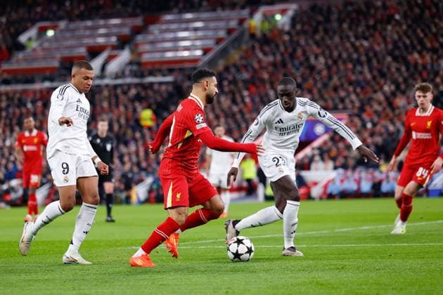November 27, 2024, Liverpool, Liverpool, ENGLAND: Mohamed Salah of Liverpool in action during the UEFA Champions League 2024 25 League Phase MD5 match between Liverpool FC and Real Madrid CF at Anfield on November 27, 2024, in Liverpool, England. Liverpool ENGLAND - ZUMAa181 20241127_zaa_a181_045 Copyright: xDennisxAgyemanx