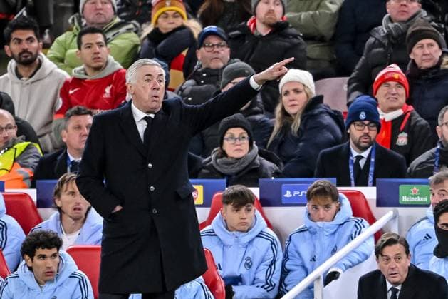 Trainer Carlo Ancelotti (Real Madrid CF) gestures during the UEFA Champions League 2024 25 League Phase MD5 match between Liverpool FC and Real Madrid C.F. at Anfield on November 27, 2024 in Liverpool, England. Defodi-541_LIVREA20241127_057