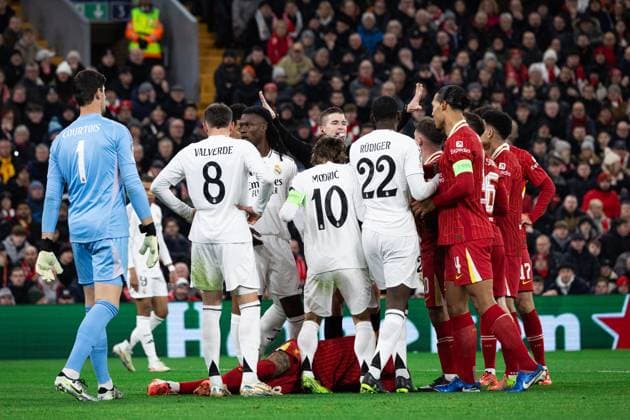 Liverpool FC v Real Madrid - LaLiga EA Sports LIVERPOOL, ENGLAND, NOVEMBER 27: Real Madrid™s team and Liverpool™s team of Real Madrid during the UEFA Champions League match between Liverpool FC and Real Madrid at Anfield on November 27, 2024 in Liverpool, England. Liverpool Anfield Liverpool England Copyright: xAlexxPerezx LiverpoolRealMadrid209
