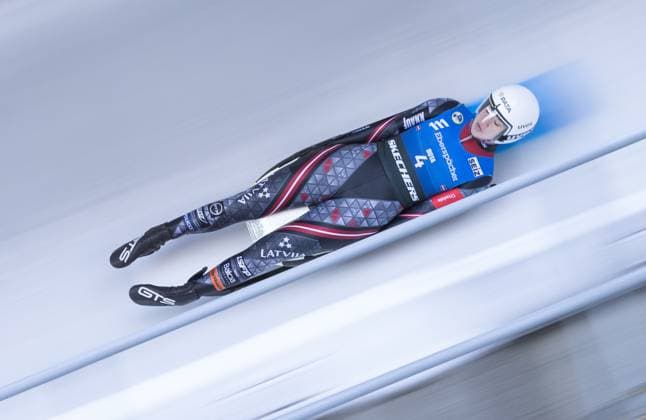 Bilder des Jahres 2024, Sport 11 November Sport Themen der Woche KW48 Sport Bilder des Tages photographer: FIL Michael Kristen 28.11.2024 1. FIL Eberspächer Luge World Cup, Lillehammer (NOR), WC Norway, training, women single, single seater, picture: Elina Ieva Bota (LAT) *** photographer FIL Michael Kristen 28 11 2024 1 FIL Eberspächer Luge World Cup, Lillehammer NOR , WC Norway, training, women single, single seater, picture Elina Ieva Bota LAT