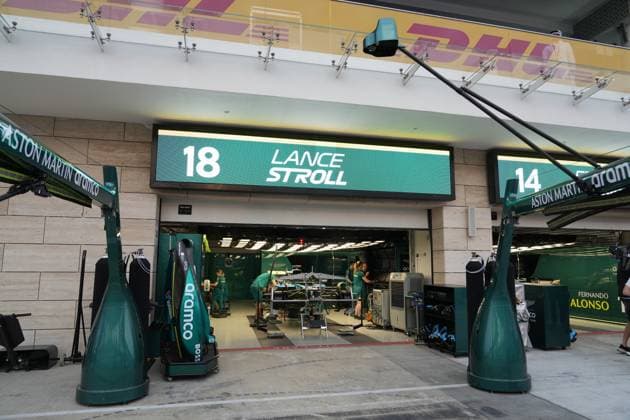 Formula 1 Qatar Airways Qatar Grand Prix 2024 28.11.2024, Losail International Circuit, Doha, Formula 1 Qatar Airways Qatar Grand Prix 2024 ,im Bild Das Auto von Lance Stroll (CAN), Aston Martin Aramco Cognizant Formula One Team