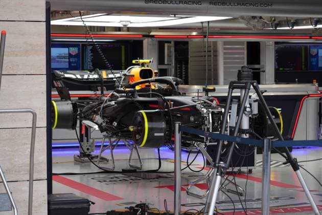 Formula 1 Qatar Airways Qatar Grand Prix 2024 28.11.2024, Losail International Circuit, Doha, Formula 1 Qatar Airways Qatar Grand Prix 2024 ,im Bild Das Auto von Sergio Perez (MEX), Oracle Red Bull Racing