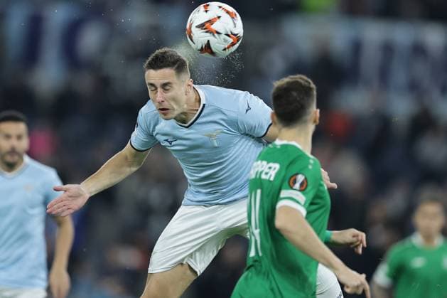 UEFA Europa League phase match day 5 SS Lazio vs Ludogorets Lazio™s Serbian defender Adam Marusic controls the ball during UEFA Europa League phase match day 5 match between SS Lazio vs Ludogorets at Olimpico stadium on November 28, 2024 in Rome, Italy. ABPH9081 Copyright: xAntonioxBalascox