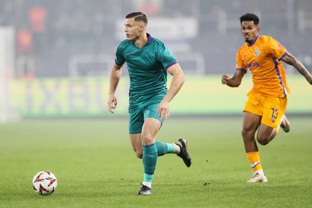 Anderlecht s Jan-Carlo Simic pictured in action during a soccer game between Belgian RSC Anderlecht and Portuguese FC Porto, Thursday 28 November 2024 in Brussels, on the fifth day of the group stage of the UEFA Europa League tournament. BRUNOxFAHY  x106696597x