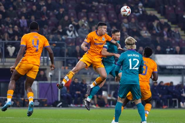 RSC Anderlecht v FC Porto - UEFA Europa League ANDERLECHT, BELGIUM - NOVEMBER 28 : Simic Jan-Carlo defender of RSC Anderlecht during the UEFA Europa League 2024 25 League Phase MD5 match between RSC Anderlecht and FC Porto on November 28, 2024 in Anderlecht, Belgium, 28 11 2024 Anderlecht Belgium  Copyright: xJanxDexMeuleneirx