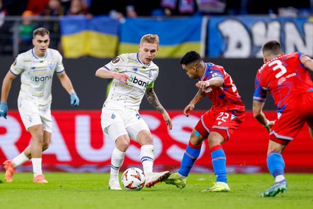 Hamburg, 28. November 2024 - Fußball, UEFA Europa League 2024 25, Dynamo Kiew - FC Viktoria Pilsen: Vitaliy Buyalskyi (Dynamo Kiew, 29), Carlos Cadu Eduardo Lopes Cruz (FC Viktoria Pilsen, 22)