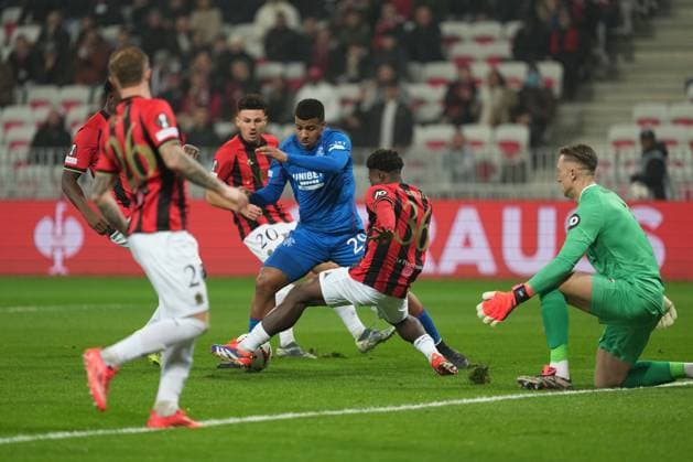 Hamza Igamane of Rangers is crowded out by the Nice defence Nice v Rangers, UEFA Europa League, Group Stage, Football, Allianz Riviera, Nice, France - 28 Nov 2024 EDITORIAL USE ONLY No use with unauthorised audio, video, data, fixture lists, club league logos or live services. Online in-match use limited to 120 images, no video emulation. No use in betting, games or single club league player publications. Copyright: xDavexWinter Shutterstockx 14945054z