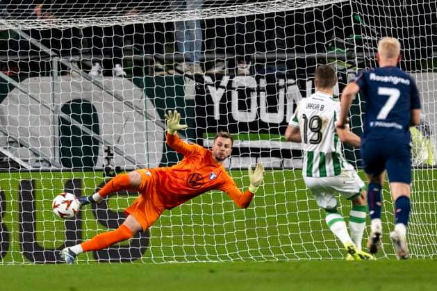 241128 goalkeeper Ricardo Friedrich of Malmö FF lets in the 1-0 goal during the UEFA Europa League football match between Ferencvaros and Malmö FF on November 28, 2024 in Budapest. Photo: Petter Arvidson BILDBYRAN kod PA PA0935 fotboll football soccer fotball uefa europa league europa league malmö ff Ferencvaros bbeng Copyright: PETTERxARVIDSON BB241128PA052