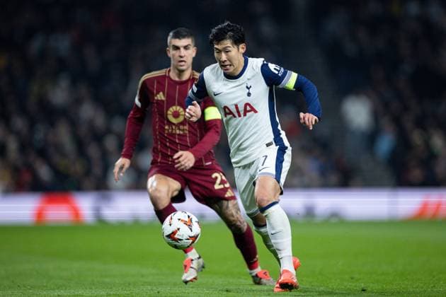 Son Heung-Min of Tottenham Hotspur Tottenham Hotspur v Roma, UEFA Europa League, Group Stage, Football, Tottenham Hotspur Stadium, London, UK - 28 Nov 2024 EDITORIAL USE ONLY No use with unauthorised audio, video, data, fixture lists, club league logos or live services. Online in-match use limited to 120 images, no video emulation. No use in betting, games or single club league player publications. Copyright: xIanxTuttle Shutterstockx 14945067ag