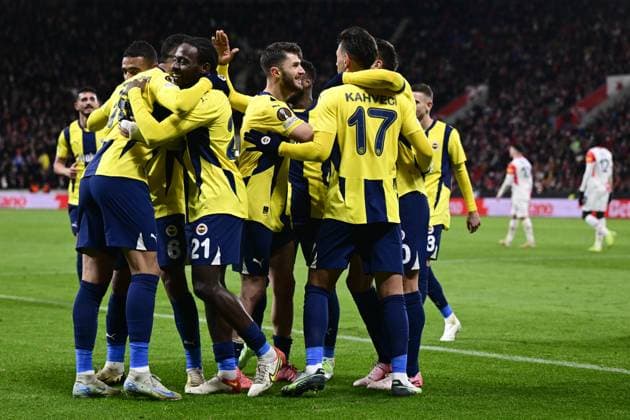 Players of Fenerbahce Istanbul celebrate a goal during the UEFA Europa League, 5th round match: SK Slavia Praha - Fenerbahce Istanbul, in Prague, Czech Republic, on November 28, 2024. (CTKxPhoto OndrejxDeml) CTKPhotoP2024112809093  CTKPhotoP2024112809093