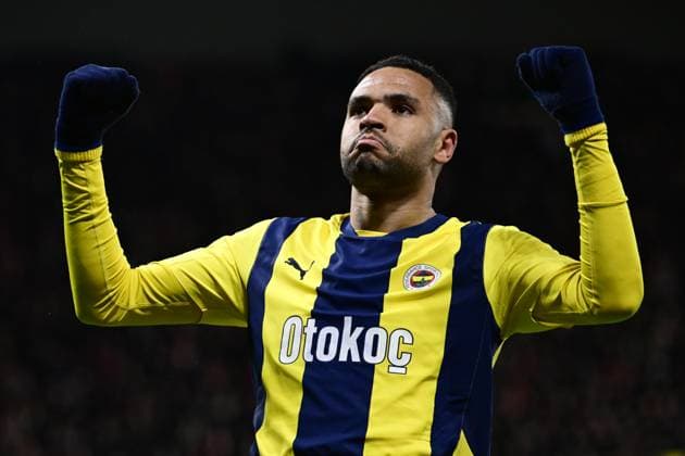 Youssef En-Nesyri (Fenerbahce) celebrates his goal during the UEFA Europa League, 5th round match: SK Slavia Praha - Fenerbahce Istanbul, in Prague, Czech Republic, on November 28, 2024. (CTKxPhoto OndrejxDeml) CTKPhotoP2024112808918  CTKPhotoP2024112808918