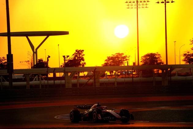 29.11.2024, Losail International Circuit, Doha, Formula 1 Qatar Airways Qatar Grand Prix 2024 ,im Bild Esteban Ocon (FRA), Alpine F1 Team (Photo by Hasan Bratic DeFodi Images) Defodi-506_20241129_hbr_1945