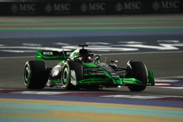 Formula 1 Qatar Airways Qatar Grand Prix 2024 29.11.2024, Losail International Circuit, Doha, Formula 1 Qatar Airways Qatar Grand Prix 2024 ,im Bild Valtteri Bottas (FIN), Stake F1 Team Kick Sauber