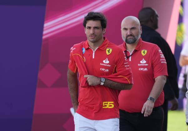 29.11.2024, Losail International Circuit, Doha, Formula 1 Qatar Airways Qatar Grand Prix 2024 ,im Bild Carlos Sainz Jr. (ESP), Scuderia Ferrari HP (Photo by Hasan Bratic DeFodi Images) Defodi-506_20241129_hbr_0173