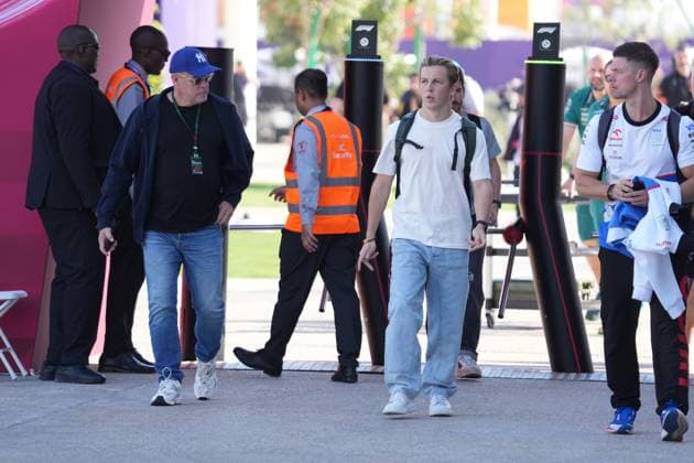 29.11.2024, Losail International Circuit, Doha, Formula 1 Qatar Airways Qatar Grand Prix 2024 ,im Bild Liam Lawson (NZL), Visa Cash App RB Formula One Team (Photo by Hasan Bratic DeFodi Images) Defodi-506_20241129_hbr_0271