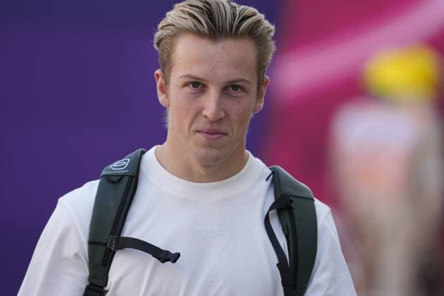 29.11.2024, Losail International Circuit, Doha, Formula 1 Qatar Airways Qatar Grand Prix 2024 ,im Bild Liam Lawson (NZL), Visa Cash App RB Formula One Team (Photo by Hasan Bratic DeFodi Images) Defodi-506_20241129_hbr_0330