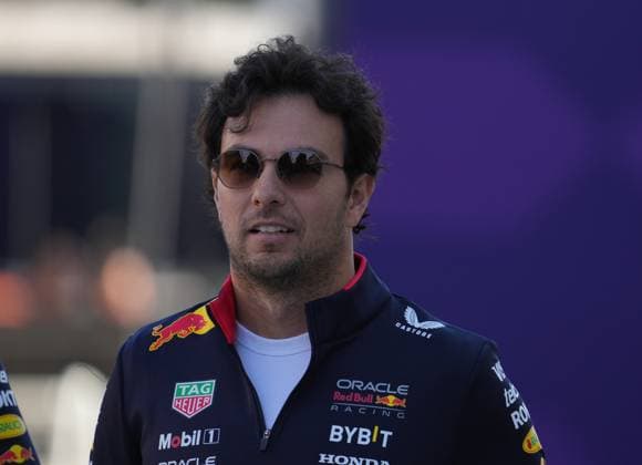 Formula 1 Qatar Airways Qatar Grand Prix 2024 29.11.2024, Losail International Circuit, Doha, Formula 1 Qatar Airways Qatar Grand Prix 2024 ,im Bild Sergio Perez (MEX), Oracle Red Bull Racing