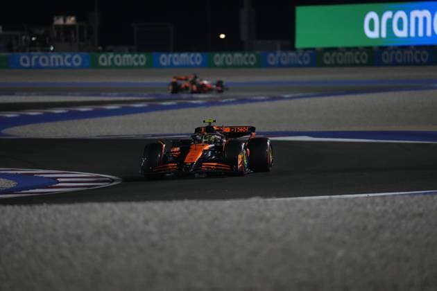 Formula 1 Qatar Airways Qatar Grand Prix 2024 29.11.2024, Losail International Circuit, Doha, Formula 1 Qatar Airways Qatar Grand Prix 2024 ,im Bild Lando Norris (GBR), McLaren F1 Team, Oscar Piastri (AUS)