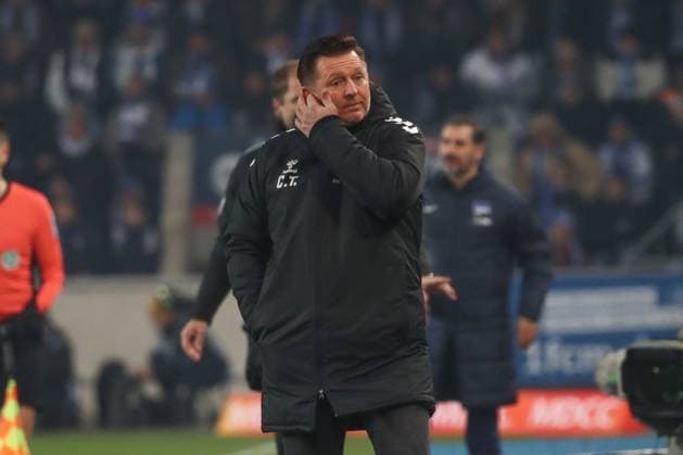 29.11.2024, xgox, Fussball 2. Bundesliga, 1. FC Magdeburg - Hertha BSC Berlin emspor, v.l. Christian Titz (Magdeburg, Trainer) enttaeuscht, enttäuscht, schaut enttaeuscht, niedergeschlagen, disappointed (DFL DFB REGULATIONS PROHIBIT ANY USE OF PHOTOGRAPHS as IMAGE SEQUENCES and or QUASI-VIDEO) Magdeburg