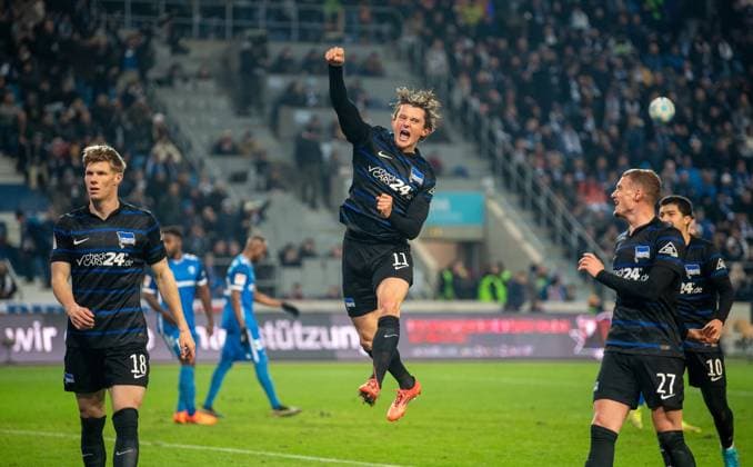 Bilder des Jahres 2024, Sport 11 November Sport Themen der Woche KW48 Sport Bilder des Tages Fussball, Herren, Saison 2024 2025, 2. Bundesliga (14. Spieltag), 1. FC Magdeburg - Hertha BSC, v. l. Luca Schuler (Hertha BSC), Fabian Reese (Hertha BSC), Michael Cuisance (Hertha BSC), Ibrahim Maza (Hertha BSC), Jubel nach Tor zum 1:3, 29.11. 2024, *** Soccer, Men, Season 2024 2025, 2 Bundesliga 14 Matchday , 1 FC Magdeburg Hertha BSC, f l Luca Schuler Hertha BSC , Fabian Reese Hertha BSC , Michael Cuisance Hertha BSC , Ibrahim Maza Hertha BSC , Celebration after goal to 1 3, 29 11 2024, Copyright: xSebastianxRäppold MatthiasxKochx